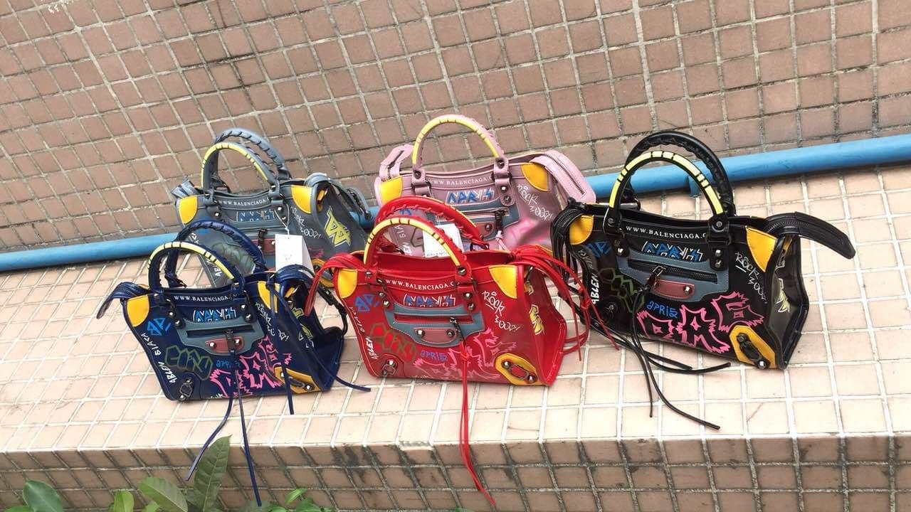Tas Cewe Wanita Branded Balenciaga Graffiti Classic City Abuabu Muda ASLI Import
