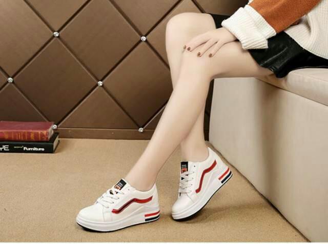 SEPATU SNEAKERS VANS NOW LIST MERAH