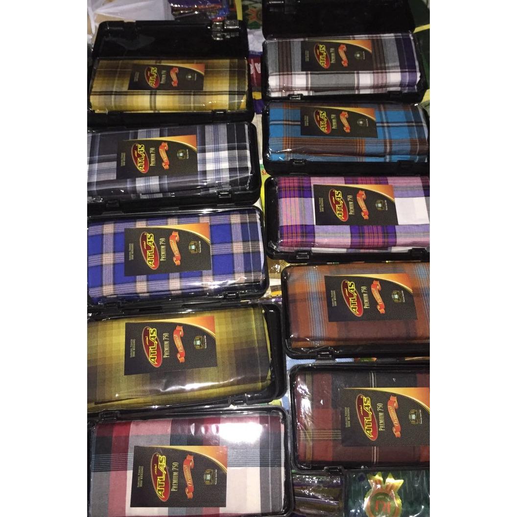 Sarung Atlas Premium 750
