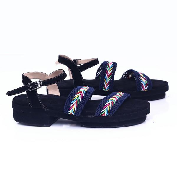Garucci Sandal Flat Wanita Hitam - GIA 8130
