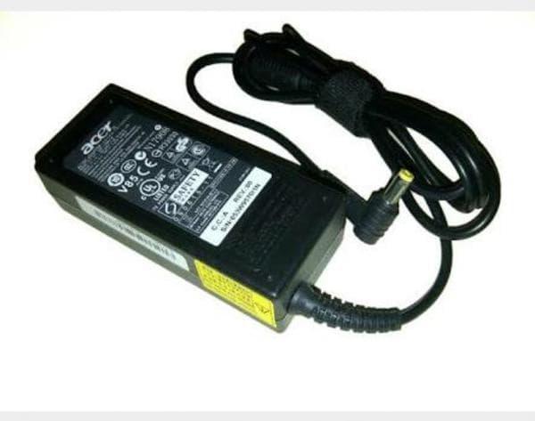 adaptor charger laptop Acer E1-421 E1-431 E1-451 E1-471 E1-531 V3-471