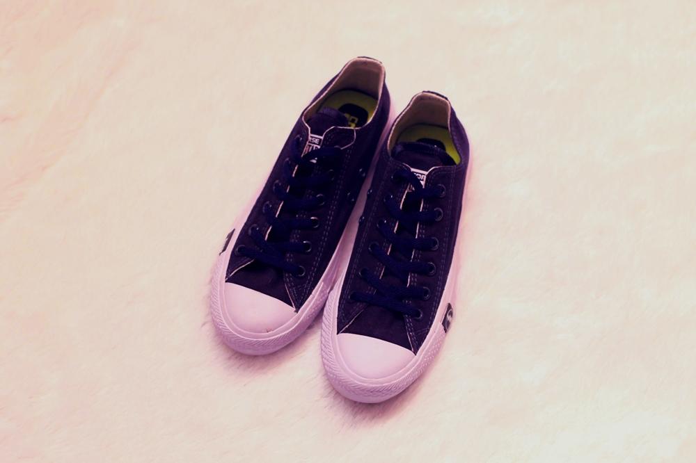 Sepatu Converse All Stars Chuck Taylor II Navy Low/ Sepatu Sekolah / Sepatu Sneakers