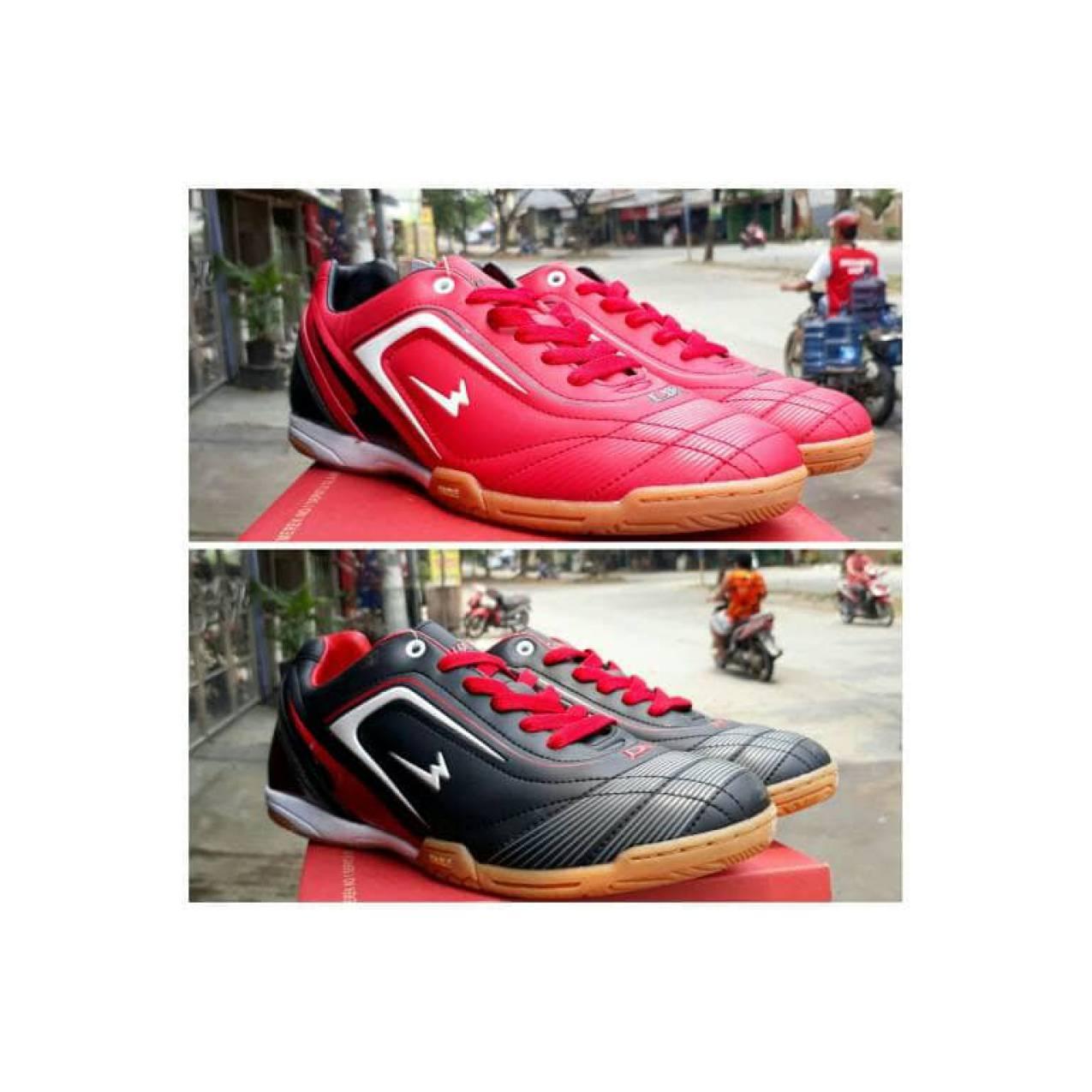 sepatu futsal original eagle