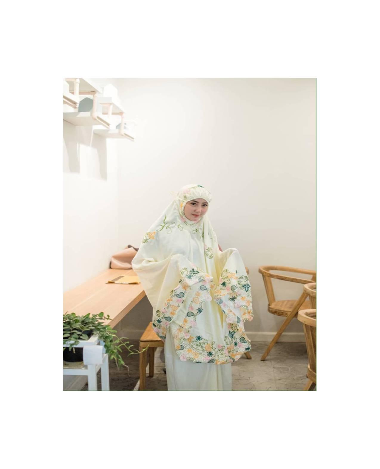 Mukena Katun Bordir - Mukena Bordir Tasik - Mukena Bordir Best Seller - Ivory