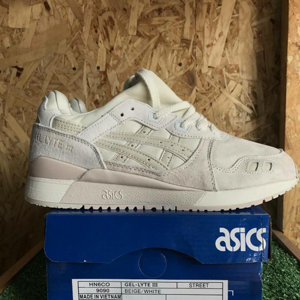 Jual Sepatu asics gel lyte lll beige white Fashion