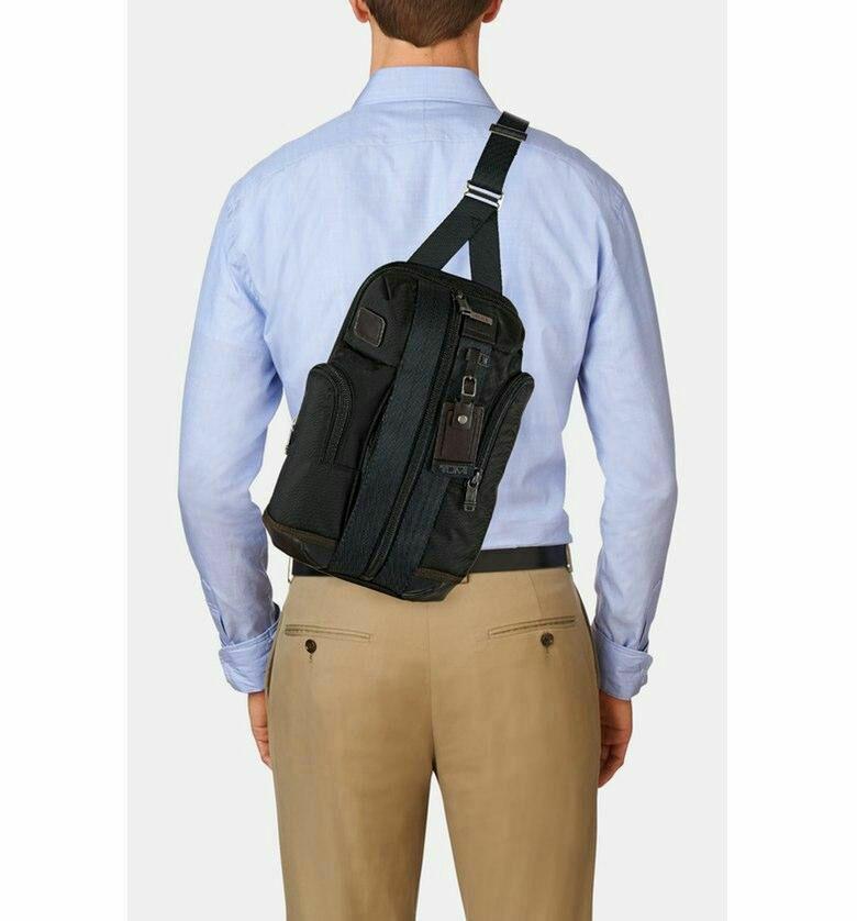 tumi saratoga sling bag