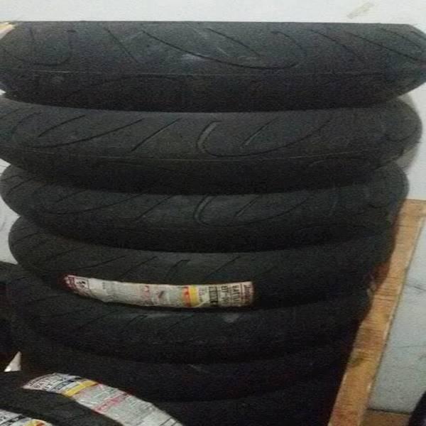 Best Seller Ban BATTLAX BT39 Ukuran 110/80-14 ( NEW )