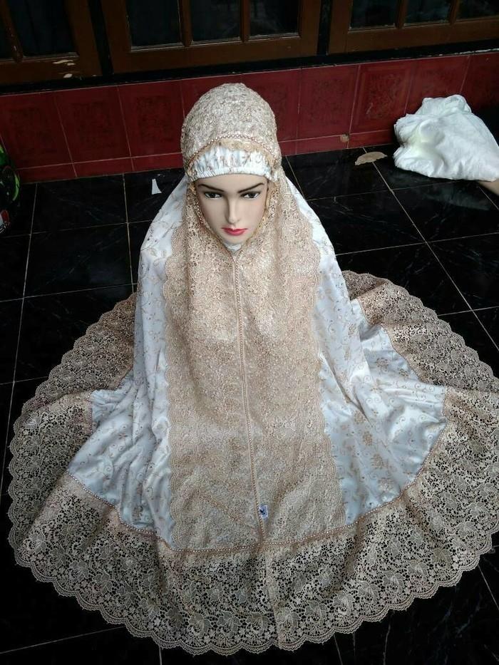 Mukena swaroski prada sutra
