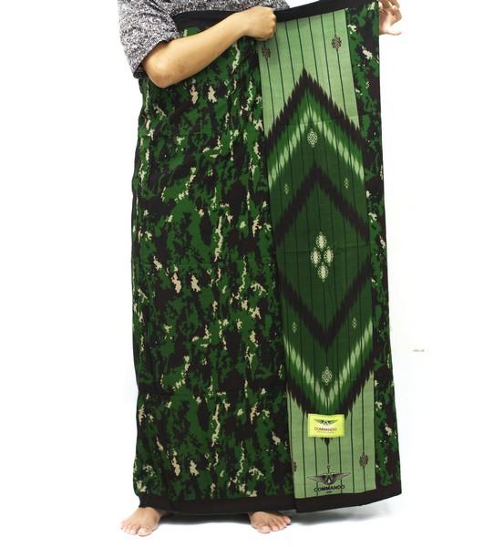 SARUNG TENUN MOTIF LORENG KHAS PRABOWO SARUNG COMANDO UNIK ALAT SHALAT IBADAH TUMANINAH SARUNG GAUL SARUNG LORENG MOTIF ABRI TENTARA