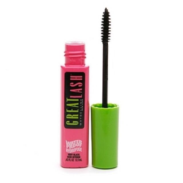 MAYBELLINE Great Lash Mascara