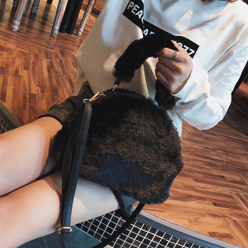 Tas 2018 musim dingin model baru Gaya Korea modis bulu-bulu tas bahu tunggal tas wanita netral tas tangan tas selempang Tas Mahal