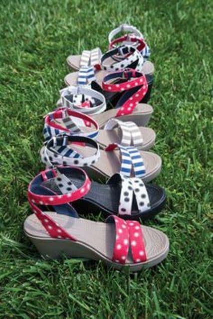 ASLI!!! Crocs Leigh Grapic Wedges ( Grapic ) - hPzFBq