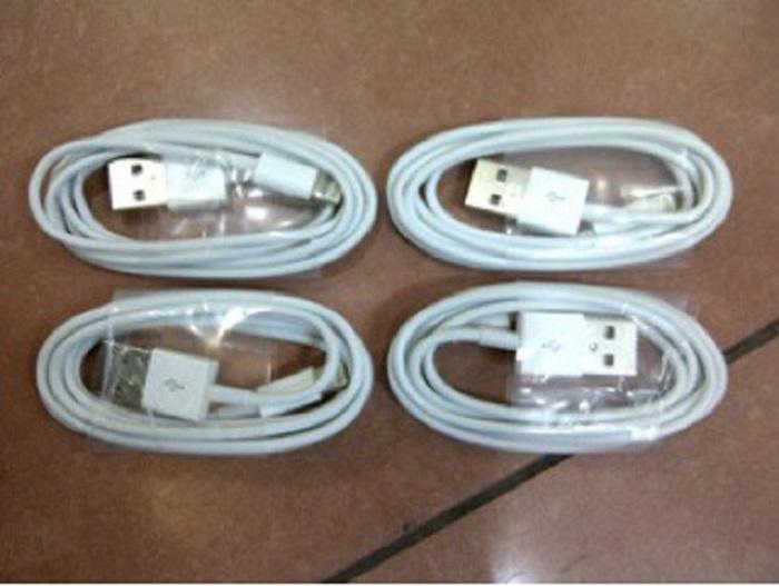 Pusat Barang Unik MU KABEL DATA IPHONE 5 ORI 99 % ALAT PENGHUBUNG PONSEL MURAH TERMURAH TERLARIS TERBARU