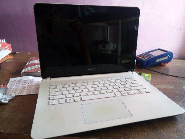 Lapto Sony Vaio SVF14 Core.i3 Ivy Gen3