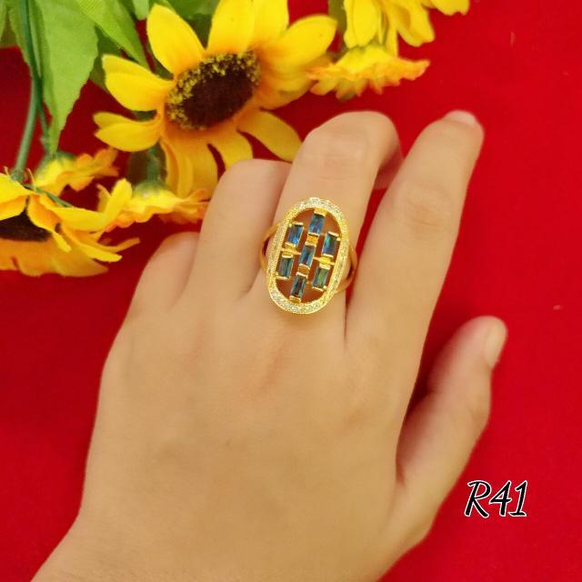 Cincin Lapis Emas Bermata Biru Indah