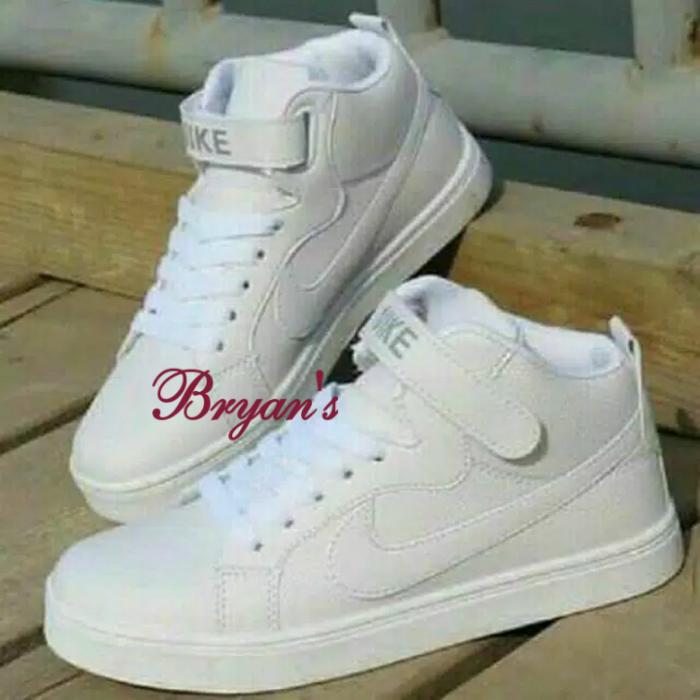 TERLARIS !!! BOOT NIKE SNOWY PUTIH POLOS MD60