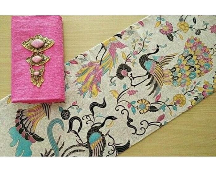Kain batik solo merak netes spesial panjang tanpa embos dan bros