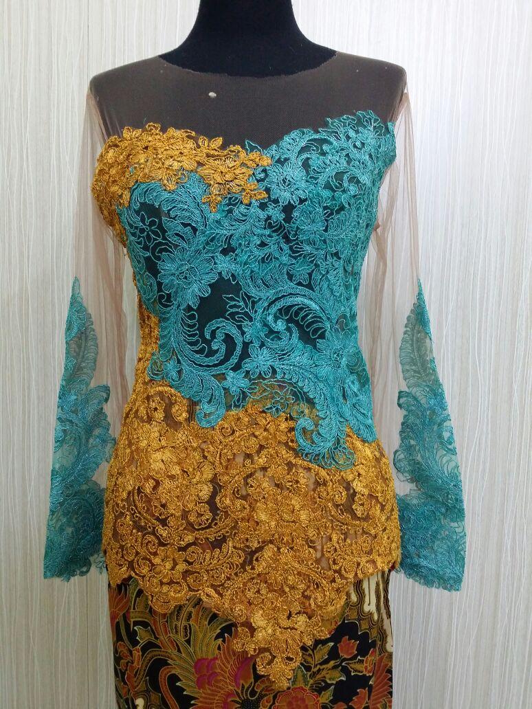 Atasan Baju Wanita Kebaya Wisuda Muslim Lengan Panjang Eksklusif Bahan Brokat ATL KBY ATL RR1540 TSC/KUN Arcobaleno Pesan Kebaya Seragam,Jual baju model kebaya wisuda modern terbaru, cocok untuk wisuda, pernikahan, kondangan dan acara resmi lainnya