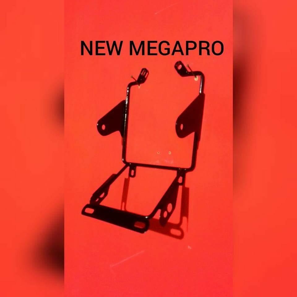 Breket Braket Lampu Pesek 3 fungsi untuk motor Honda New Megapro Nmp / Verza / Cb150r ukuran 7inc BONUS STIKER