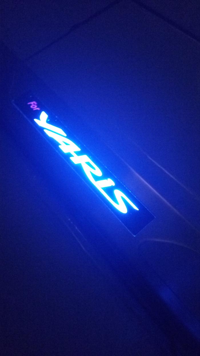 Sillplate LED Toyota Yaris