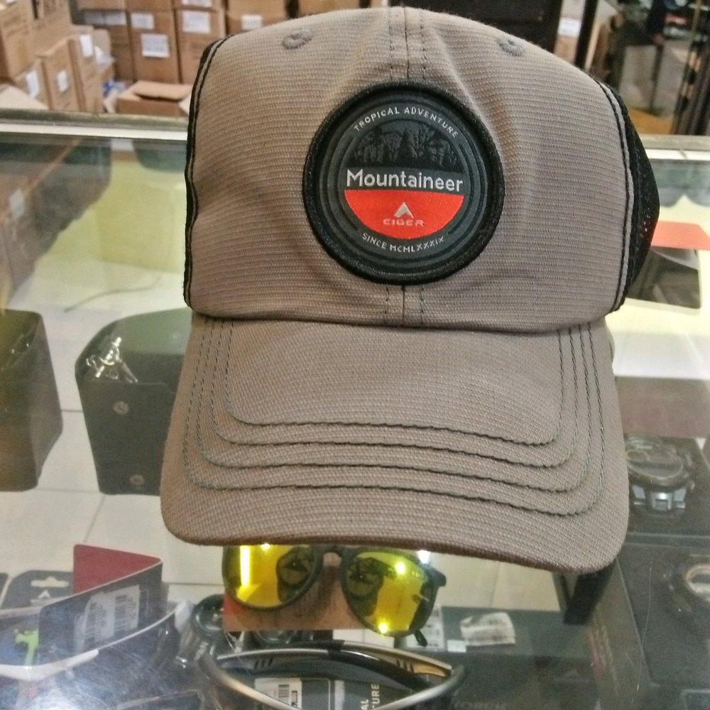 Topi Eiger Tropica Adventure