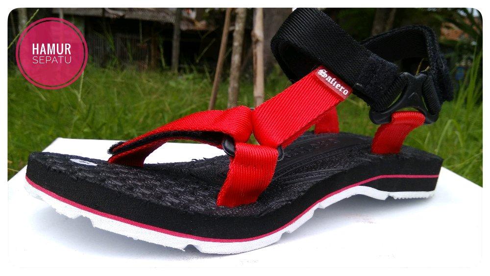 Sandal Gunung wanita Warna merah sendal gunung cewek Safiero