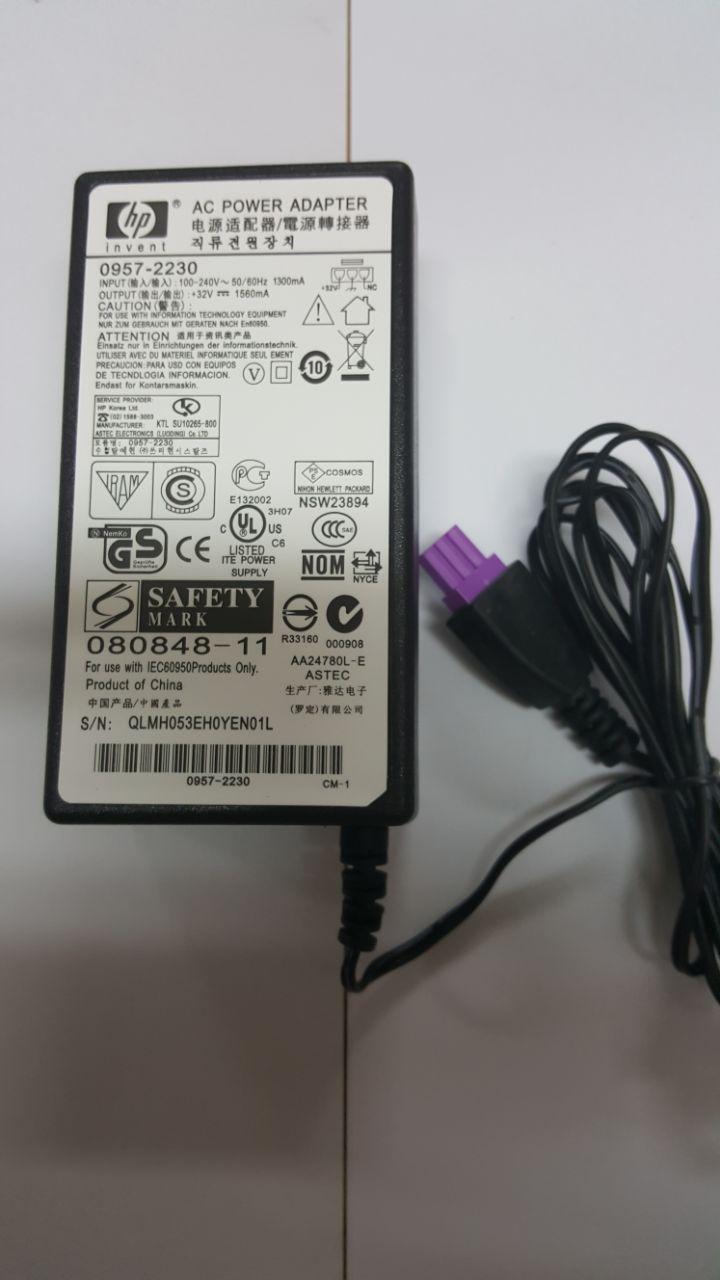 ADAPTOR HP 32 v 1560 mAH