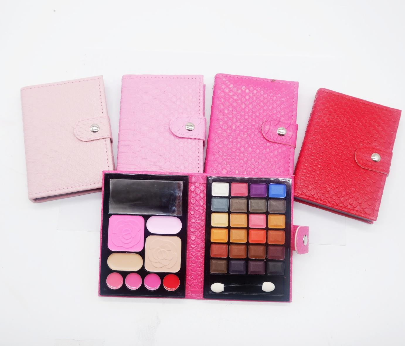Mesh Eyeshadow Make Up Palette MEDIUM SIZE All in One - Eyeshadow dompet Buku Ukuran Sedang Motif CASING RANDOM - 1 pc