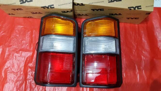 LAMPU STOP L300 DIESEL/T120SS 2PCS