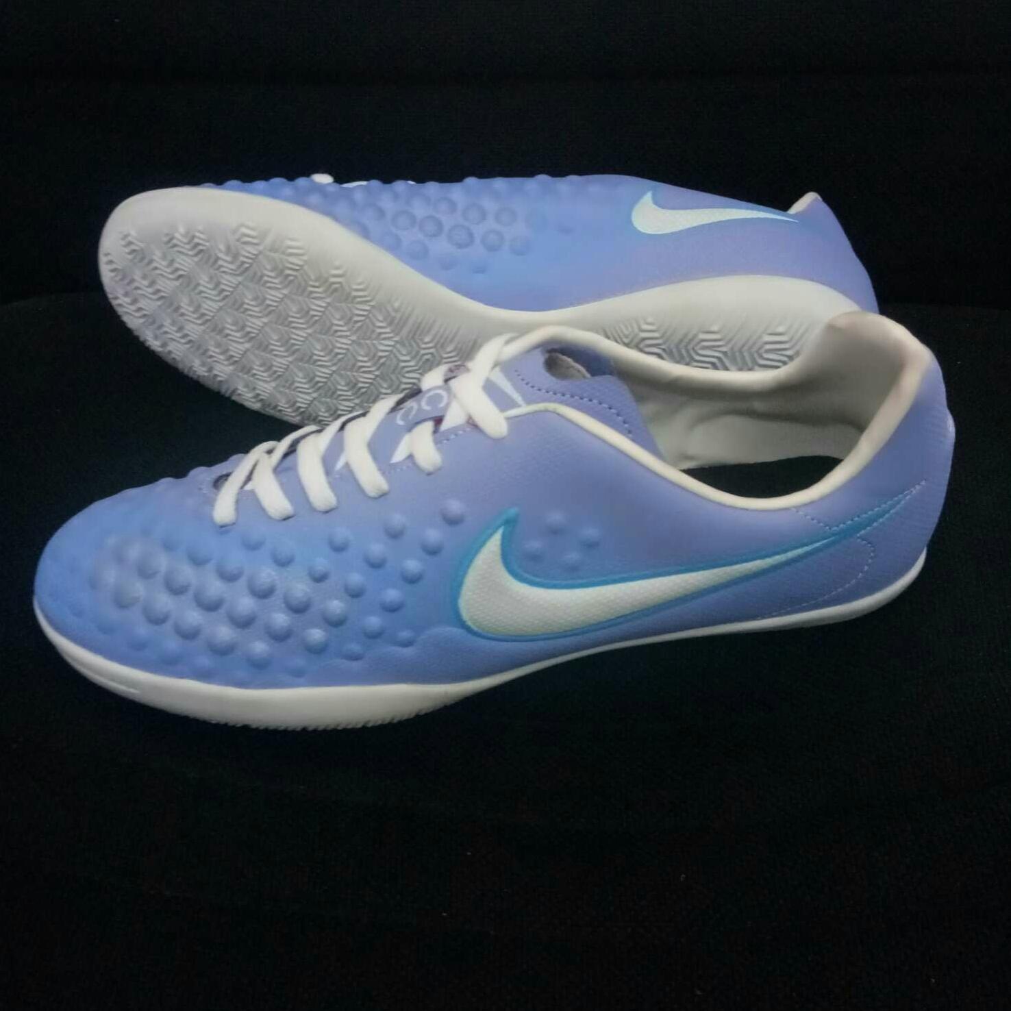PROMO.. sepatu futsal magista terbaru made in vietnam