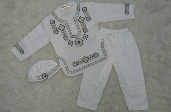 Baju koko bayi / muslim laki laki / koko anak bayi putih bordir - Setelan Baju Anak terbaru / Setelan Baju Anak termurah / Setelan Baju Anak berkualitas / Setelan Baju Anak lucu / Setelan Baju Anak bayi / Setelan Baju Anak keren / Setelan Baju Anak trendy