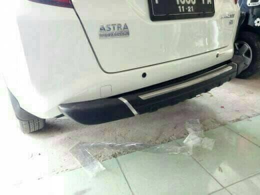 Pengaman / Bumper Belakang Calya Plastik ABS