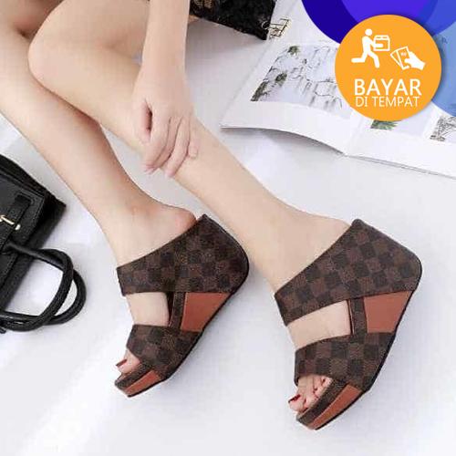 SANDAL WEDGES LV US49