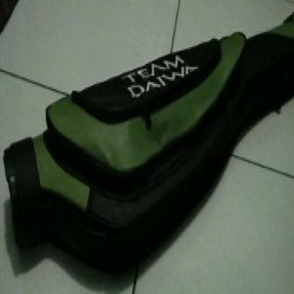 Tas joran pancing Merk Team Daiwa