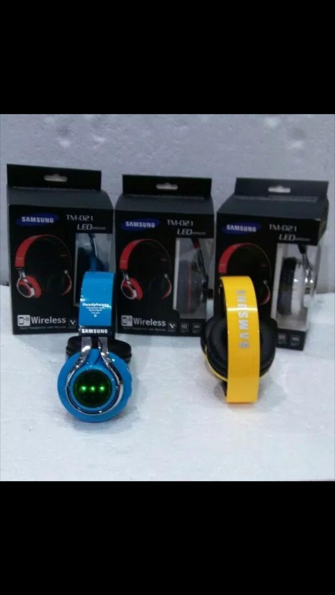 SAMSUNG 021 BT bluetooth WIRELESS HEADSET STEREO musik telpon smule super bass LZH BISA WIRELES KE SEMUA ALAT YG ADA BLUETOOTH NYA TECHNICAL INFORMASI - music /talktime : 8-9 hrs - stanby time : up to 120 hr - frequency range : 2.4 Hz-2.48Hz - transmiss