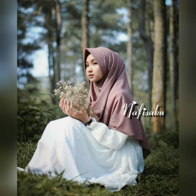 khimar jumbo simple pet antem 80 x 100 / bergo / jilbab syari / syar'i instant / hijab instan wolfis (merah cabe (JUMBO))
