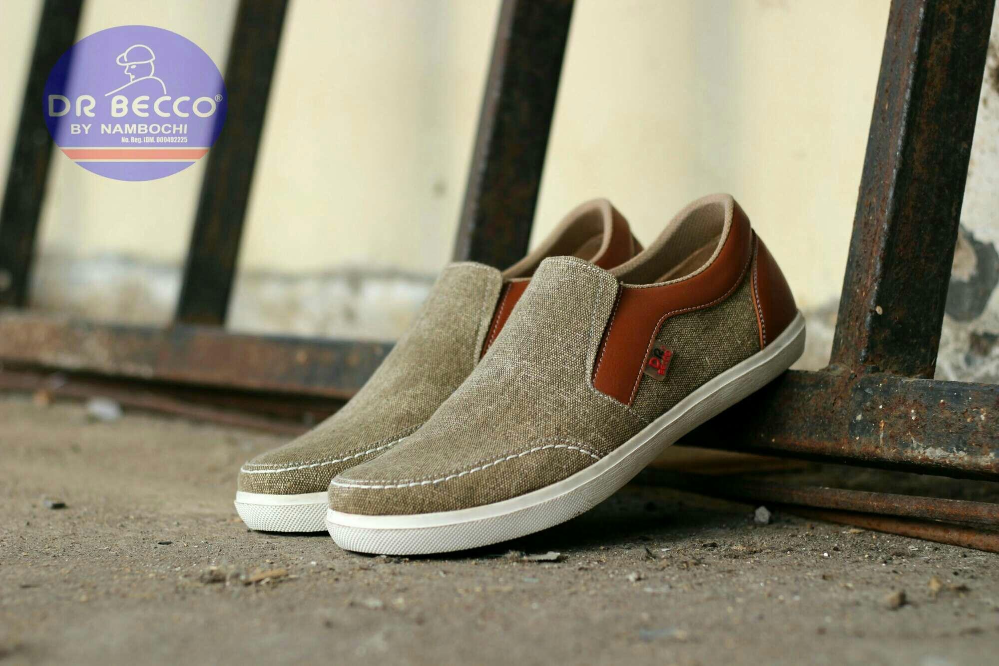 SEPATU PRIA CASUAL SLIP ON MOCDAS SLOP KERJA FORMAL SANTAI LOAFERS SLOP SNEAKERS BOOTS SIMPLE ORIGINAL Dr. BECCO KICKERS NIKE VANS CONVERSE KANVAS COKLAT TAN