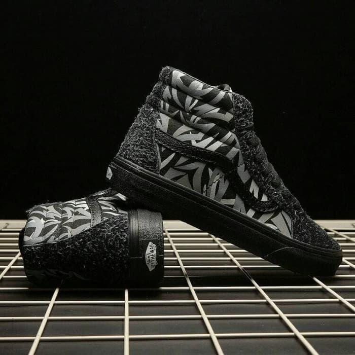 SEPATU VANS SK8 HI DARK THORN ZW65 PREMIUM ORIGINAL / Sepatu Pria / Sepatu Ori / Sepatu Terlaris / Sepatu Limited / Sepatu Premium / Sepatu Sneakers / Sepatu Keren / Sepatu Import / Sepatu Model Baru / Sepatu Gaul / Sepatu Diskon / Sepatu Casual