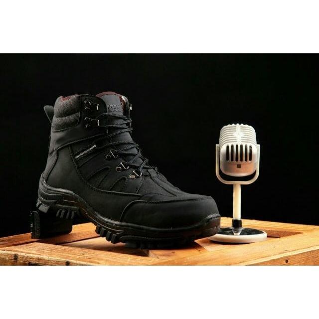 SEPATU BOOT SAFETY PRIA MAGNUM ARMOR TRACKING HIKING PROYEK - HITAM