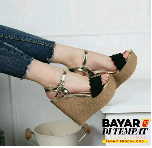 Ginshashop - Sapatu Wanita Wedges Gelombang GWS-1202 Hitam