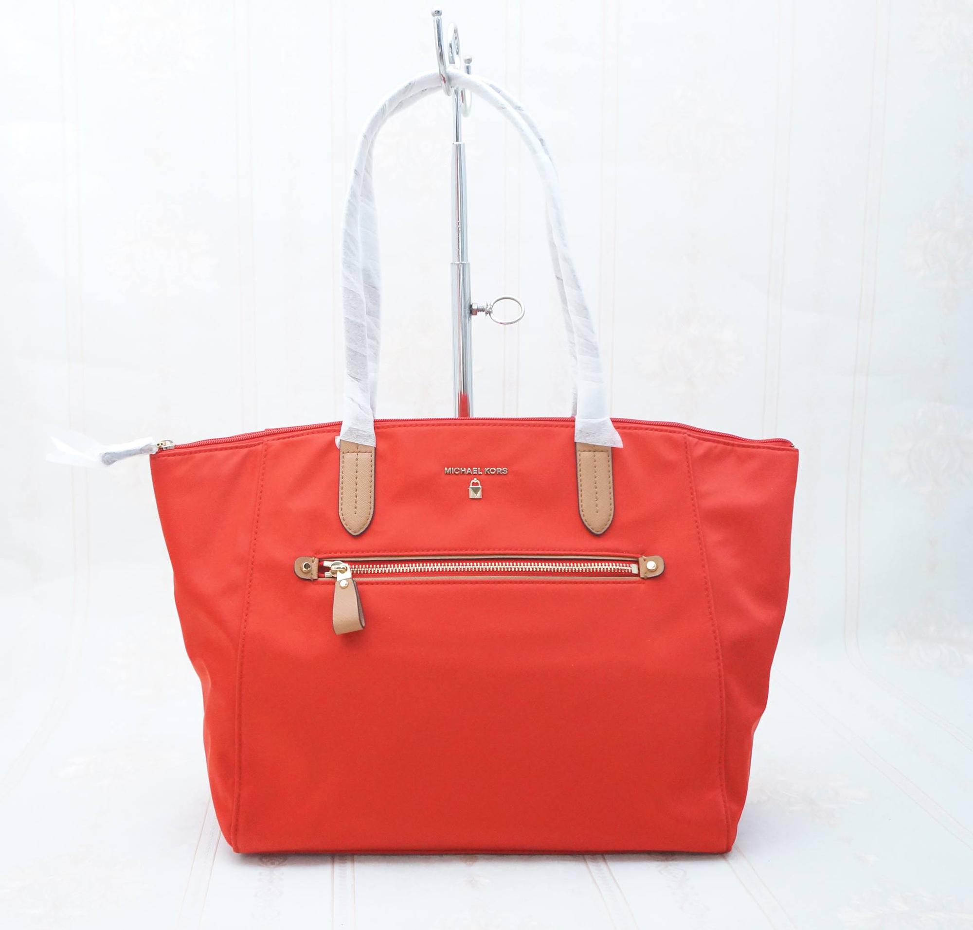 MICHAEL KORS LARGE KELSEY BRIGHT RED