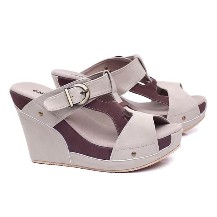 Sandal wanita/sandal perempuan Sandal Pesta Dan Kerja Modis Trendy Terbaru wedges model terbaru kualitas bagus harga murah warna abu-abu