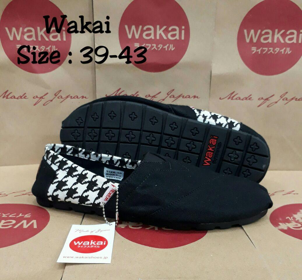 Wakai Hitam Mozaik Putih size 39-43