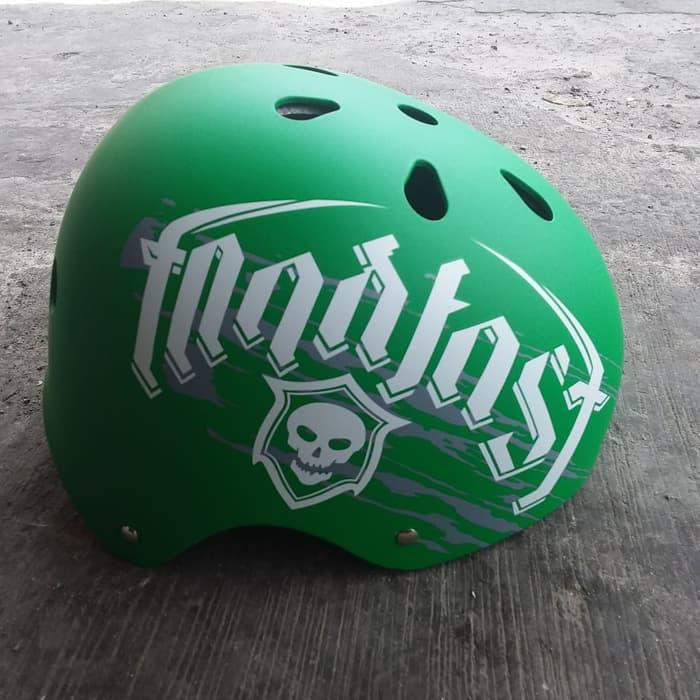 Helm sepeda bmx wimcycle