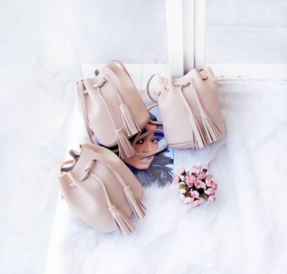 KAWAI - Tas Wanita/ Dompet Wanita/ Dompet Mini/ Dompet Fashion/Tas Selempang/ Tas Bahu Wanita/ Tas Cewek/ Tas Murah/ Tas Ransel/ Tas Wanita Murah/ Tas Cantik/ Tas Wanita Branded/ Tas Kerja/ Tas Kuliah/ Tas Serut/ Bucket Bag/ Tas Miniso MNS-78