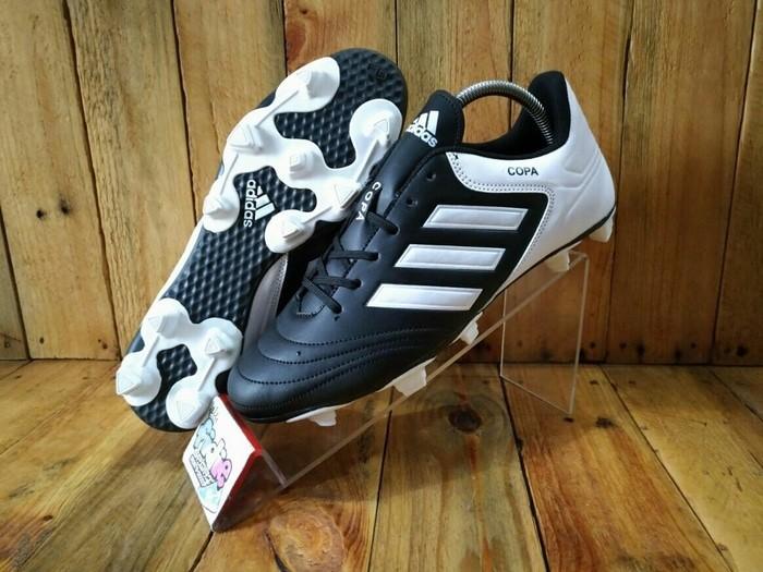 sepatu bola / adidas copa / made in vietnam