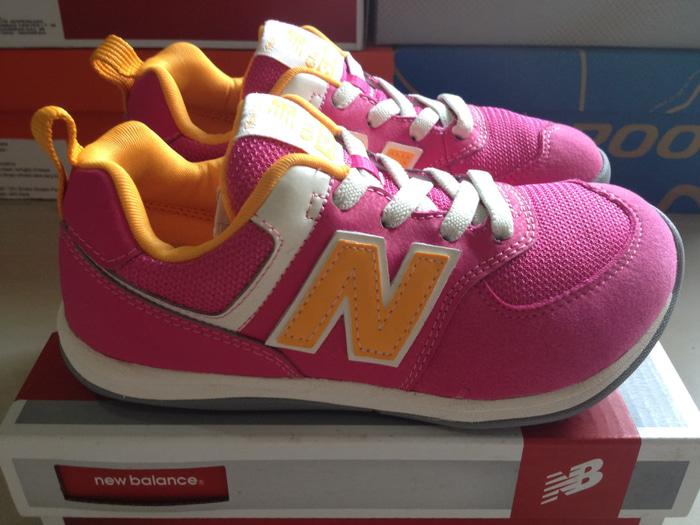 Original Sepatu Bayi NB 574