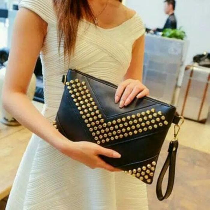 Rekomendasi Tas Fashion Import Simple Black Stud Clutch Wristlet Murah
