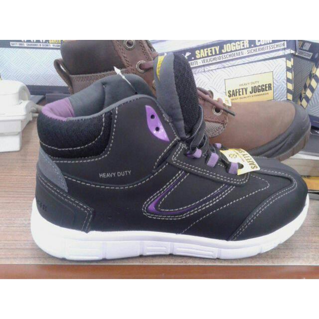 Sepatu Safety Jogger Beyonce S3 Untuk Pekerja Wanita / Girl Sepatu Safety Jogger Beyonce S3 Untuk Pekerja Wanita / Girl