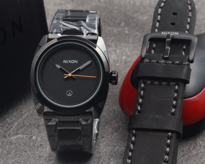 Jam Tangan Pria Nixon Date Paket Rantai Full Black + Leather Black